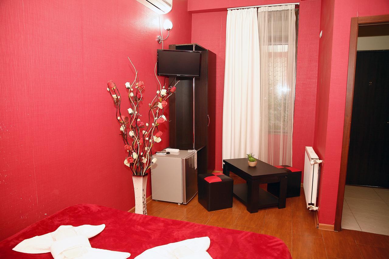 Hotel Richard Tbilisi Bagian luar foto