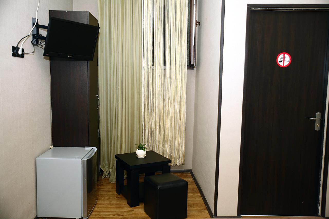 Hotel Richard Tbilisi Bagian luar foto
