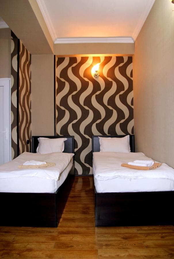 Hotel Richard Tbilisi Bagian luar foto
