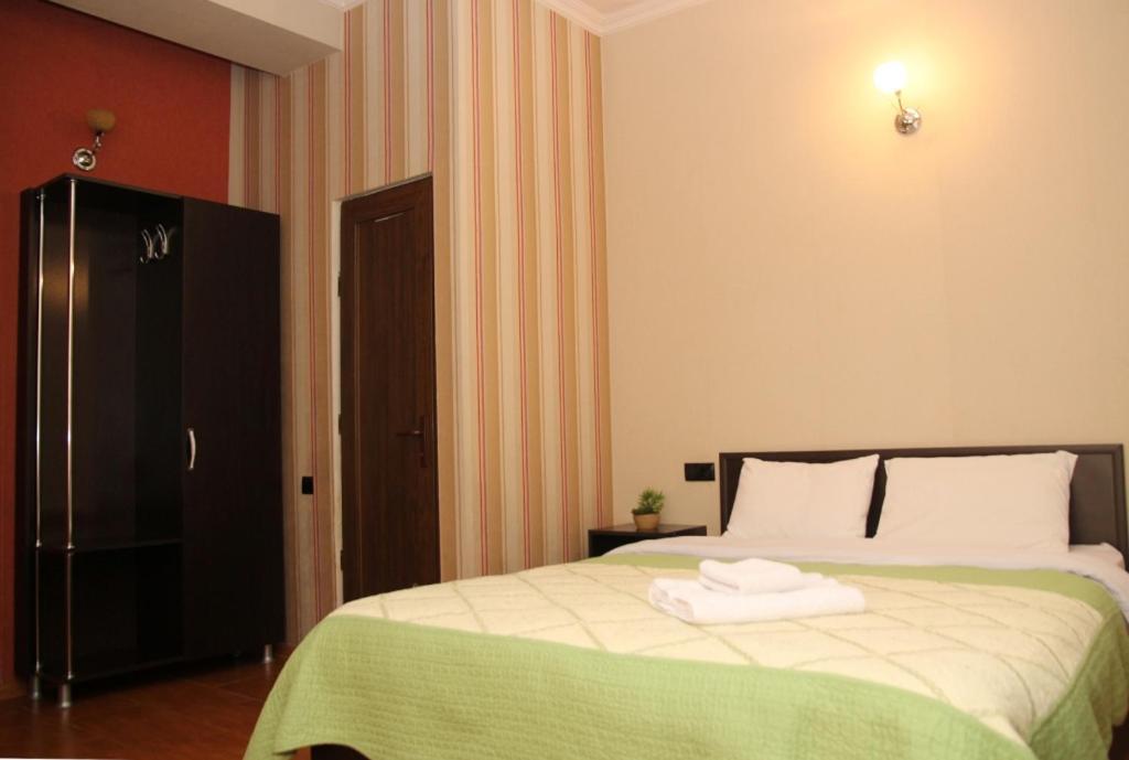 Hotel Richard Tbilisi Bagian luar foto