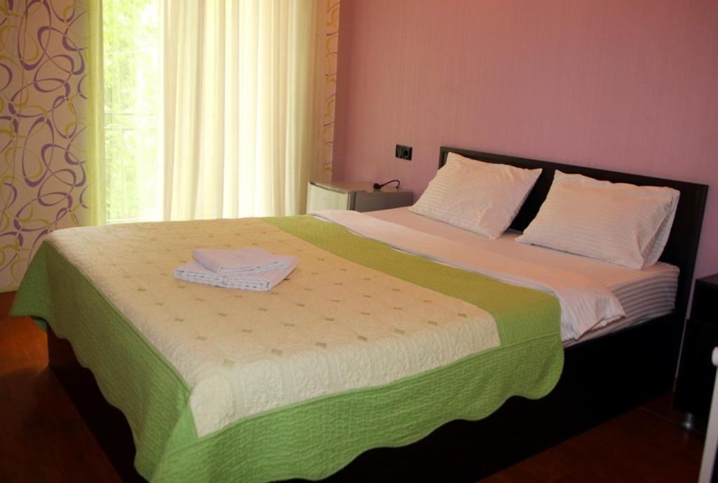 Hotel Richard Tbilisi Bagian luar foto
